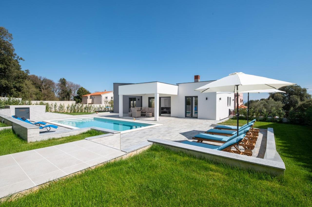 Vila Mateo